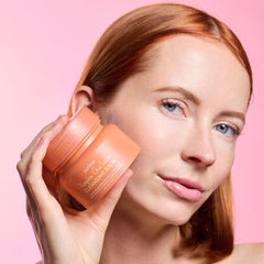 Pūrlisse Pumpkin Chai Latte balm on skin demonstrates hydrating cleanse for all skin types.
