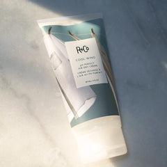 R+Co Cool Wind pump detail highlighting easy application and hydration