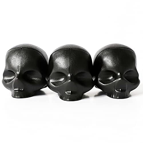 REBELS REFINERY skull lip balm mint close-up for cooling hydration and bold lip style