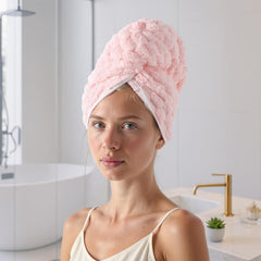 REDKISS cloud-like absorbency highlights fast drying with a soft, comfortable feel.