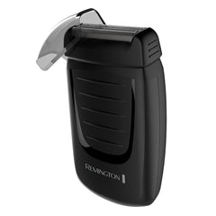 Remington TF70CDN dual-foil travel shaver close-up for a smooth on-the-go shave