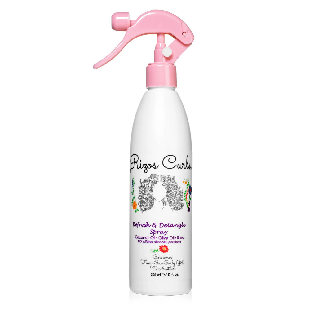 Rizos Curls Refresh & Detangle Spray bottle demonstrates fast detangling and curl refresh.