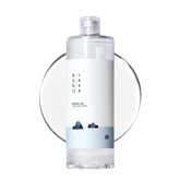 ROUND LAB 1025 Dokdo Toner bottle front shows gentle exfoliation and hydration.