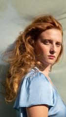 ROZ Santa Lucia styling oil ends application targets mid-lengths for smoothing