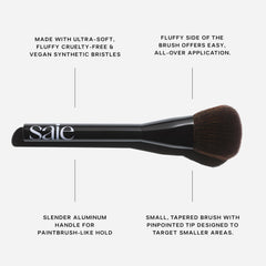 Saie Powder Blush Brush handle design; slim aluminum grip for precise, controlled application.