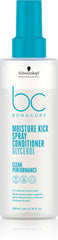 Schwarzkopf Bonacure Moisture Kick bottle pour demonstrates instant hydration.