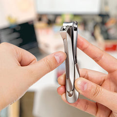 Seki Edge SS-112 lever with ridges for secure, comfortable grip