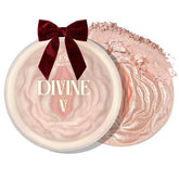 SELESTIA BEAUTY Divine V highlighter compact delivers buildable glow for everyday radiance.