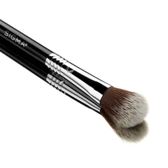 Sigma Beauty F03 brush with ultra-soft synthetic fibers ideal for sensitive skin
