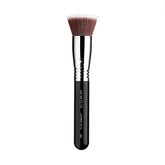 Sigma Beauty F85 airbrush kabuki brush head close-up showing dense fibers for buffing