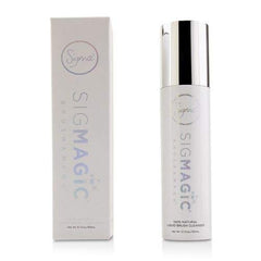 Sigma Beauty Sigmagic Brushampoo brush bristles cleaning removes pigment buildup.