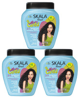 Skala Mais Cachos Hydrates Curls bottle pouring conditioner for frizz control