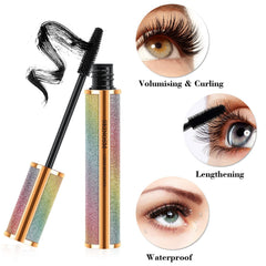 SKINOSM no-clump formula on lashes for separated definition