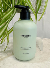 SRILabs KEEWEE shampoo rich foam for smooth detangling.