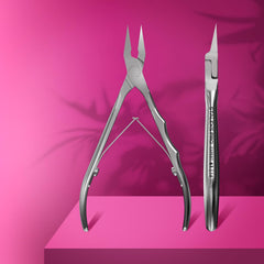 Staleks Pro EXPERT 61 narrow tips reach stubborn corners with control