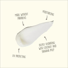 Sun Bum Shampoo lather close-up demonstrating gentle cleansing for frizz-prone hair.