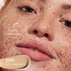 Supergoop! Protec(tint) compact open reveals cushiony texture and quick even tone.