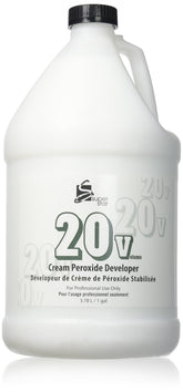 Superstar Stabilized Cream Developer 20v bottle pour demonstrates drip-free precision for highlighting.