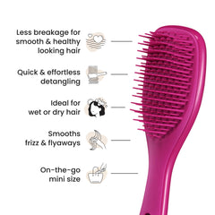 Demonstration of detangling wet hair with Tangle Teezer Ultimate Detangler