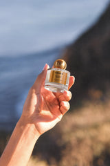 Truly Vanilla Baby amber note closeup highlights warm depth for evenings.