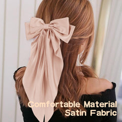 Unbednigt satin bow clip gift-ready packaging ideal for gifting.