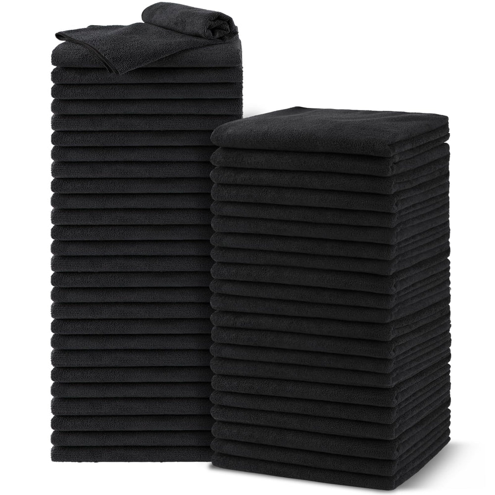 UNIMADE salon towels close-up microfiber texture for fast drying.