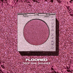 Urban Decay 24/7 Eyeshadow Single close-up reveals long-wearing pink shimmer for all-day looks.