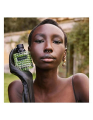 Valentino Donna Green Stravaganza atomizer demonstrates easy, precise application for everyday wear