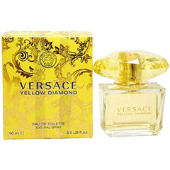 Versace Yellow Diamond spray bottle, a radiant fragrance for glamorous occasions and confident daytime wear.