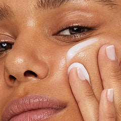 Versed Dew Point Gel Moisturizer texture swatch reveals smooth oil-free moisture