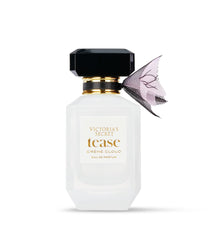 Victoria's Secret Tease Crème Cloud notes-vanilla-meringue close-up suggests vanilla sweetness.