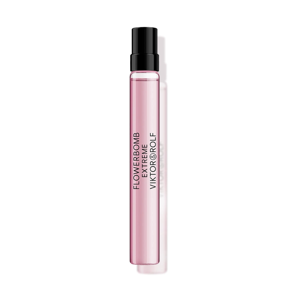 Viktor&Rolf Flowerbomb Extreme bottle front offers luxe floral aura for daily confidence and style.