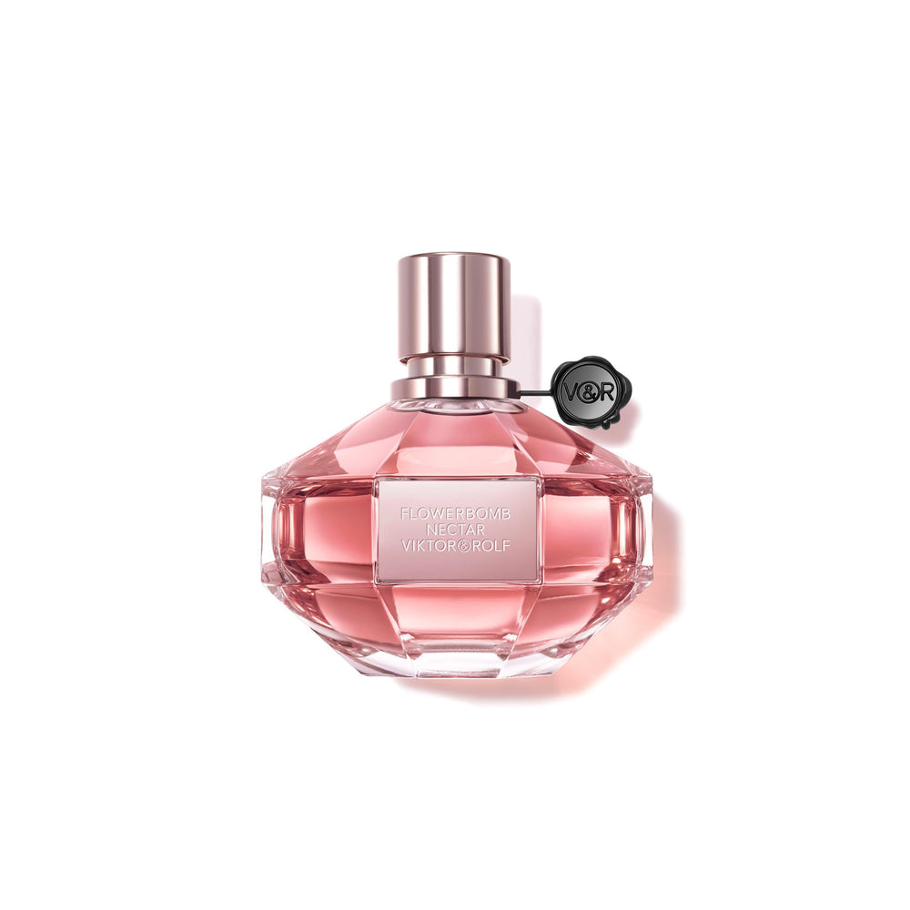Viktor&Rolf Flowerbomb Nectar bottle closeup highlighting floral notes for evening wear.