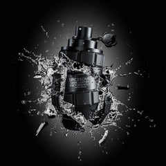 Viktor&Rolf Spicebomb Dark Leather dramatic ambient shot evokes smoky leather mood and sophistication.
