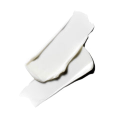 Virtue Un-Frizz application on damp hair suggests leave-in usage for humidity defense.