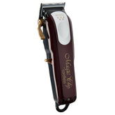 Wahl Professional Magic Clip close-up of stagger-tooth blade for precise fades.