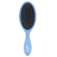 Wet Brush Original Detangler Sky closeup with flexible bristles for gentle detangling