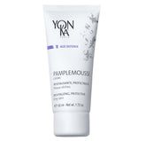 Yon-Ka Pamplemousse PS cream texture demonstrates lightweight hydration for dry skin, boosting radiance and smoothness.