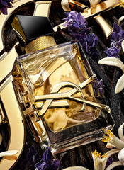 YSL Libre Women EdP spray application close-up for on-the-go fragrance