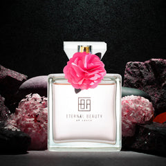 Vanilla and tonka swirl create warm gourmand impression in Zermat Eternal Beauty.