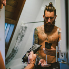 ZEUS Beard Conditioner Wash creamy texture close-up for smoother, manageable beard.