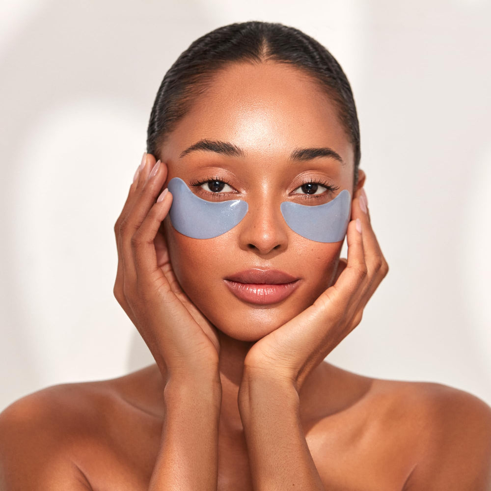 111SKIN Cryo De-Puffing Eye Mask applied under eye for puffiness relief