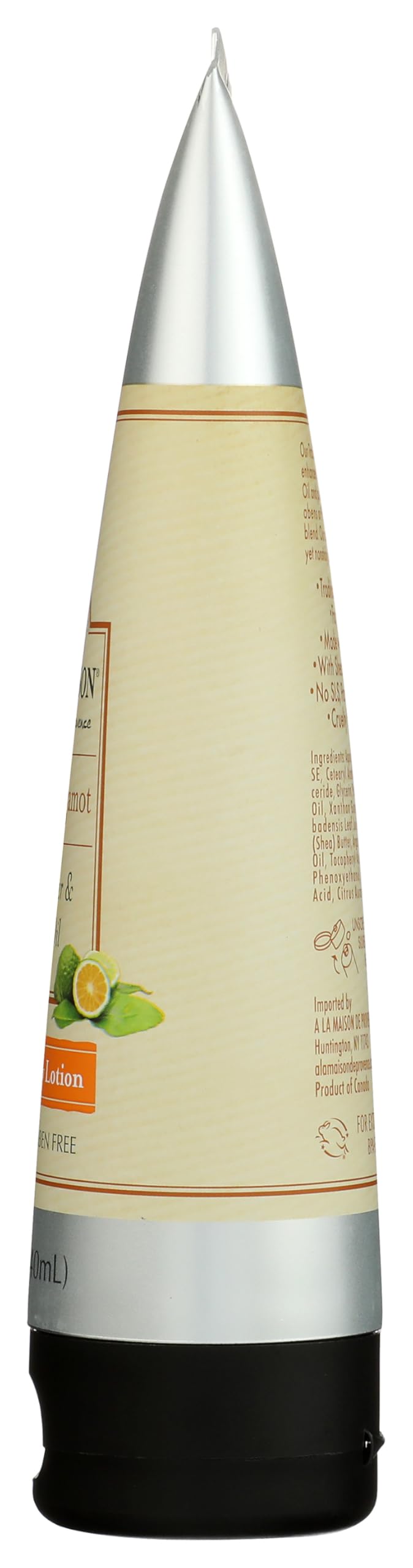 A LA MAISON Orange Bergamot Body Lotion texture swatch for smooth application