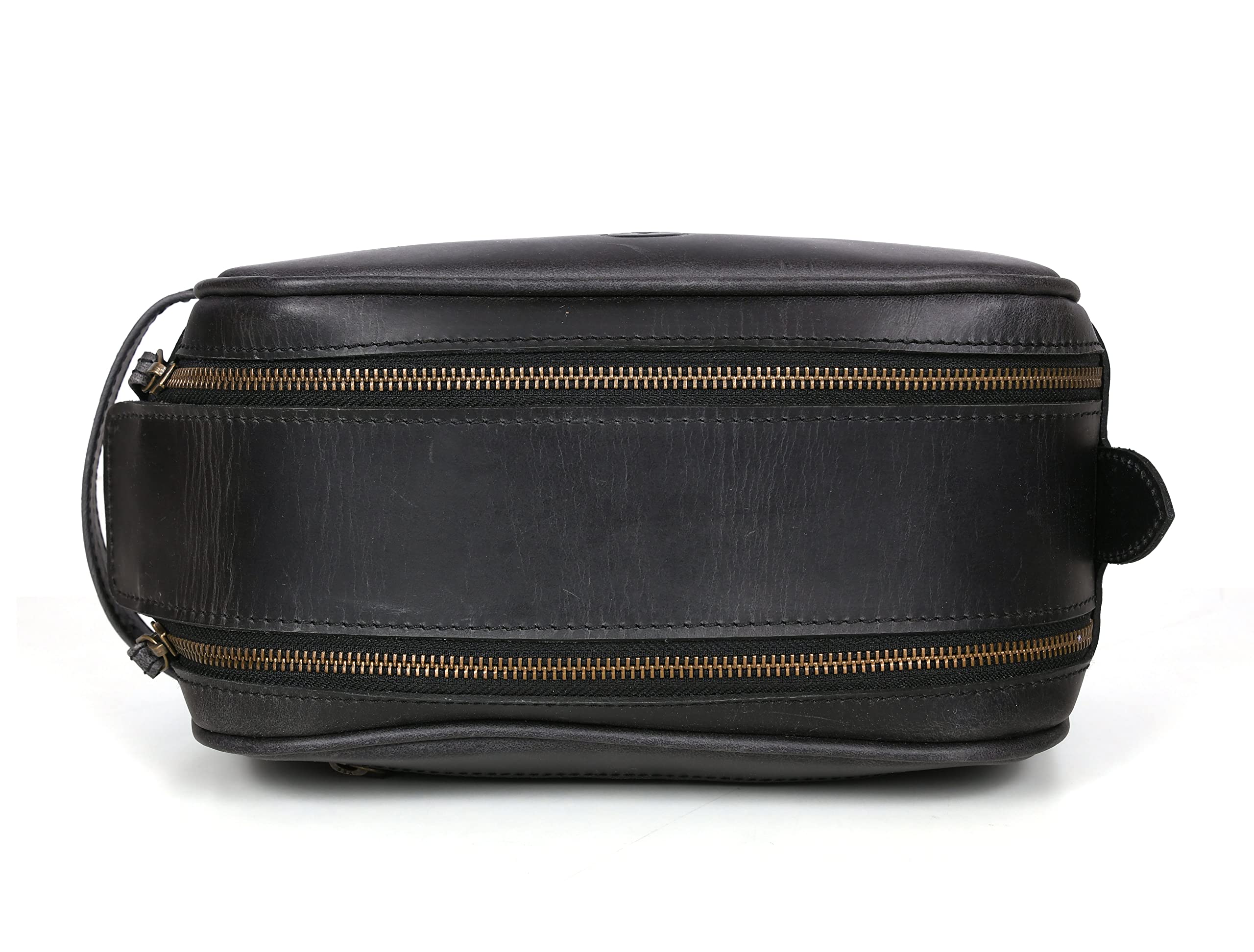 Genuine YKK zipper contributes dependable performance for travel