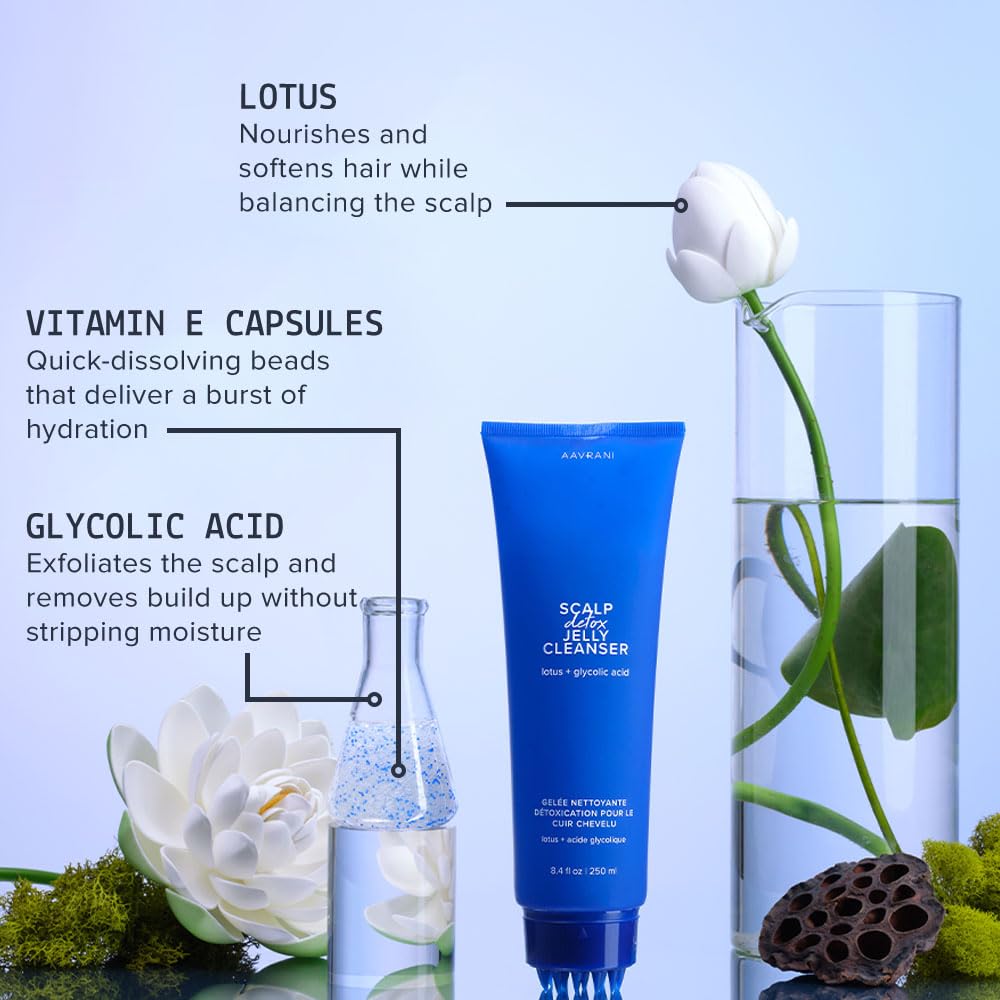 AAVRANI Scalp Detox Jelly Cleanser vitamin E capsules releasing moisture during wash