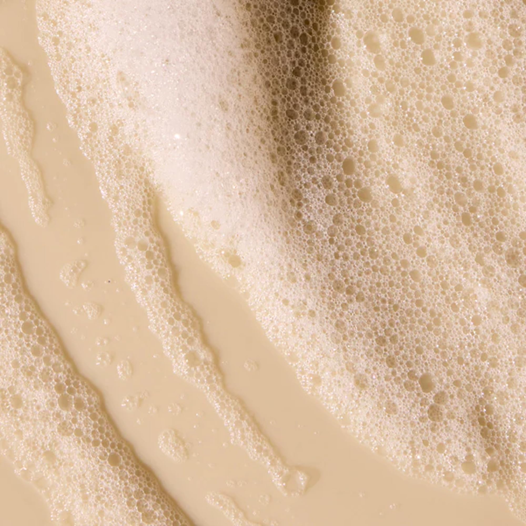 Acure Simply Smoothing Shampoo suitable for color-treated hair with gentle cleansing.