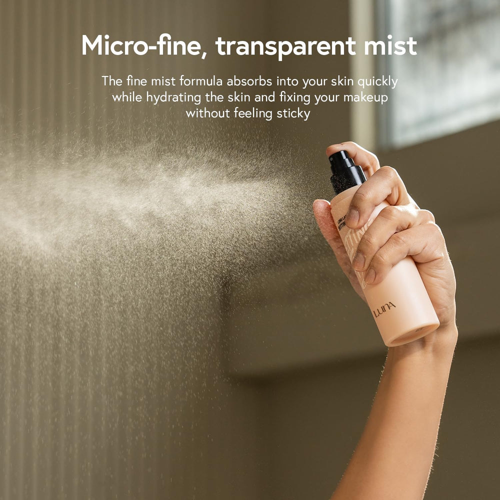 AEKYUNGLUNA LUNA transfer-proof formula helps makeup stay put.