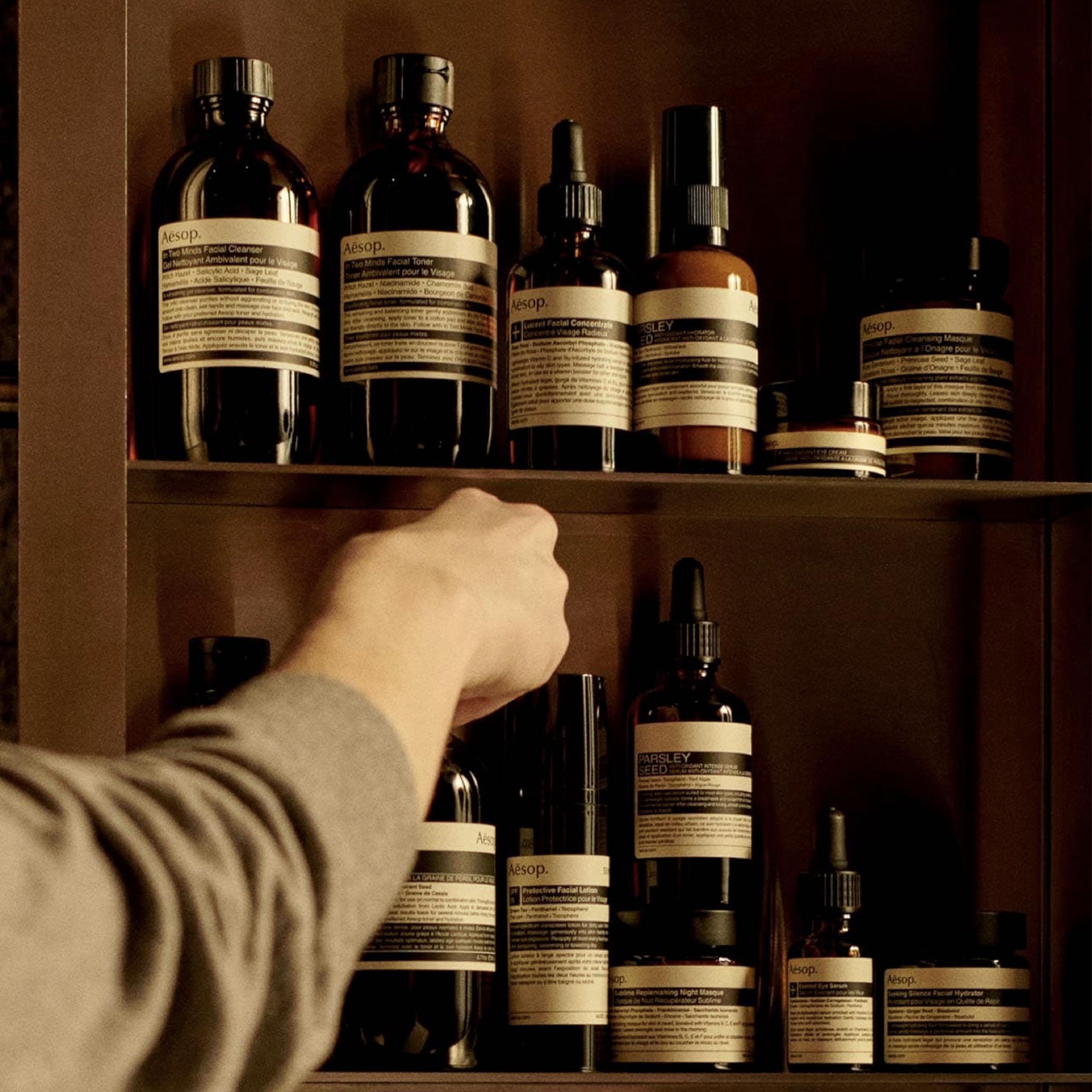 Aesop Amazing Face Cleanser label detail notes Mandarin Rind and essential oils