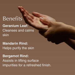 aesop geranium leaf body cleanser lather closeup – gentle purification without stripping.
