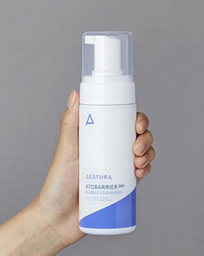 AESTURA ATOBARRIER365 pump-dispenser close-up for convenient daily use.